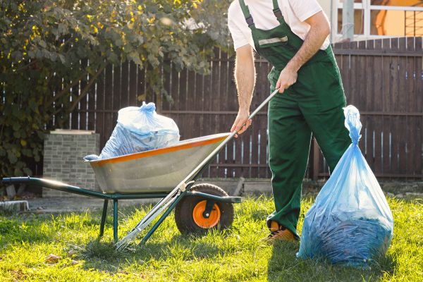 Yard Cleaning in Prescott Valley